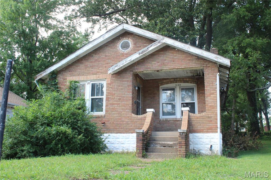7125 Woodrow Avenue — photo