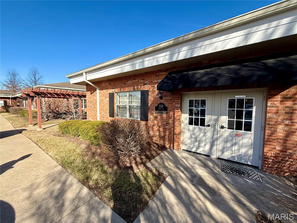 918 Hemsath Road — photo