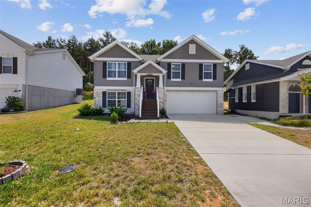 8253 Obrien Drive — photo