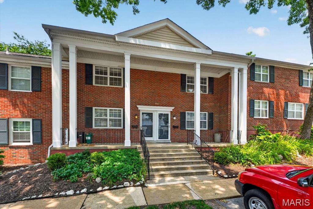1663 E Swan Circle — photo