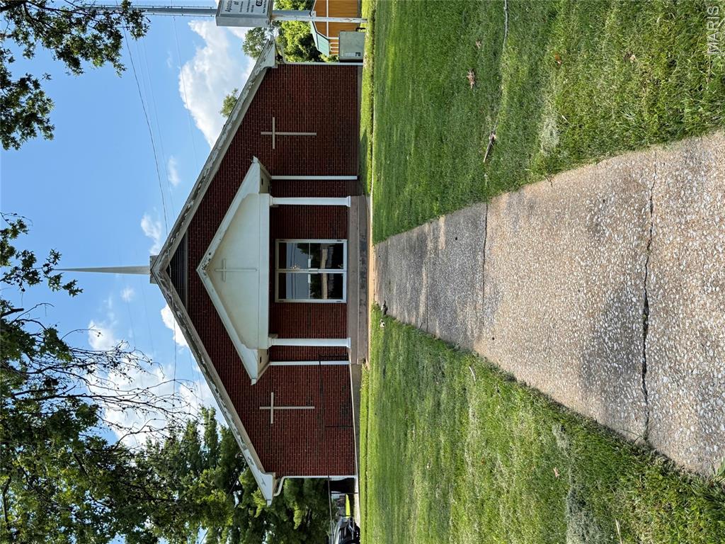 150 Illini Drive — photo