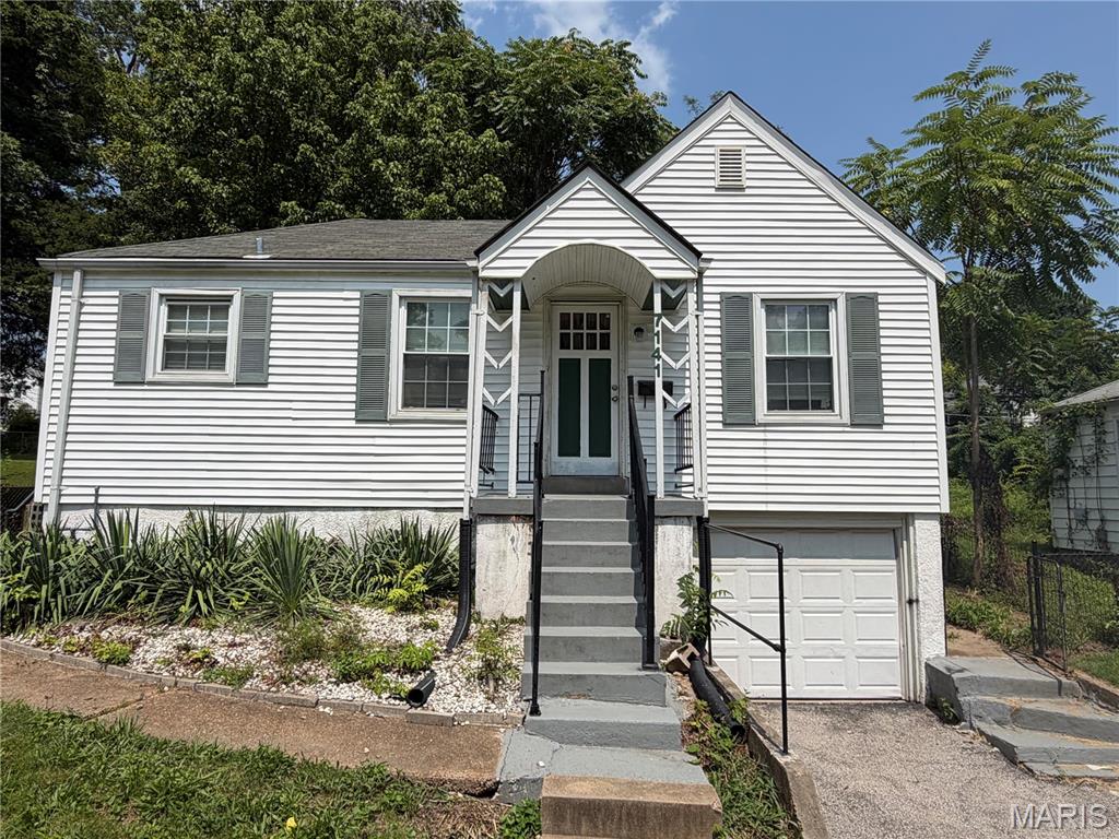 7141 Greenhaven Drive — photo