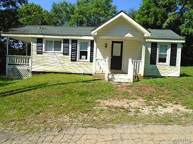 2615 Cedar Street — photo