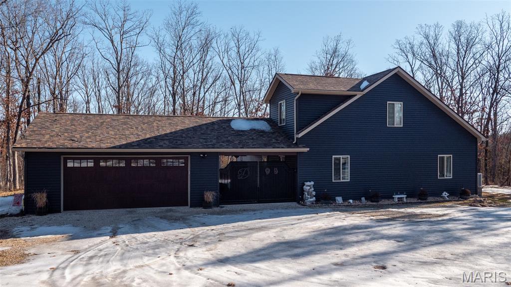 2101 Valley Creek Drive — photo