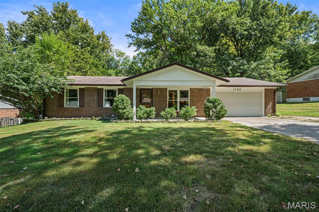 1756 Round Robin Court — photo