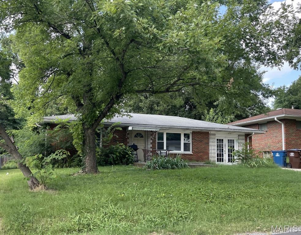 600 Sitze Drive — photo