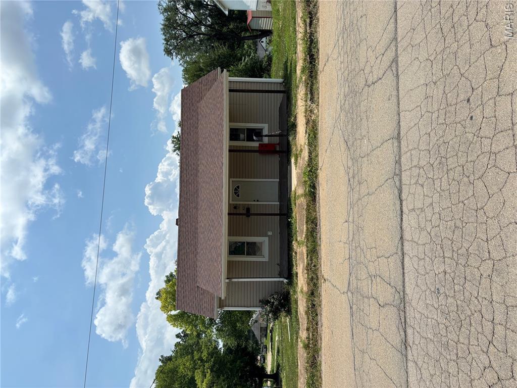 401 Watts Street — photo