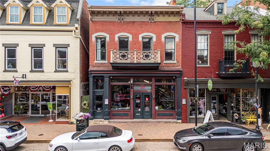213 N Main Street — photo