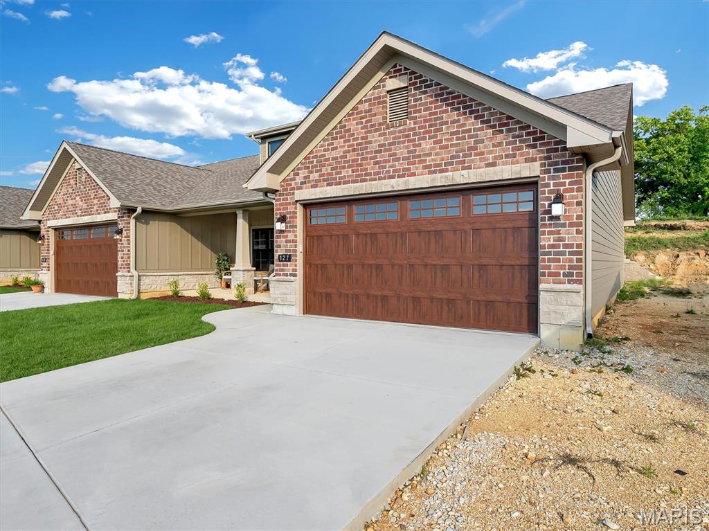 129 Stone Ledge Drive, St Clair, MO 63077 — photo 2
