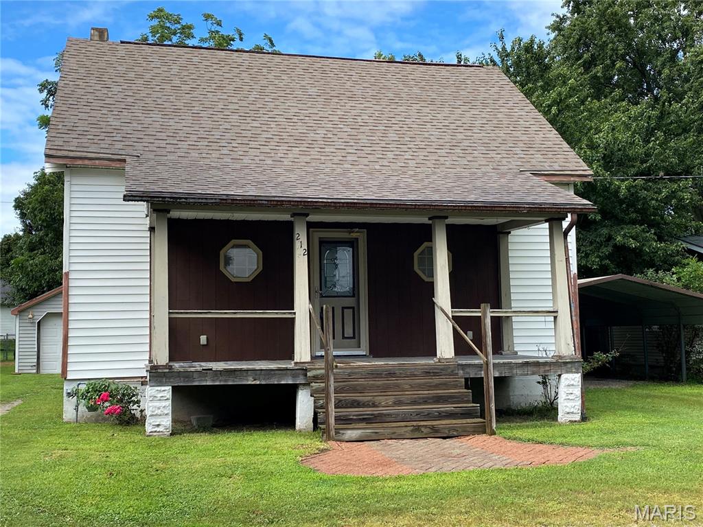 212 W Illinois Street — photo