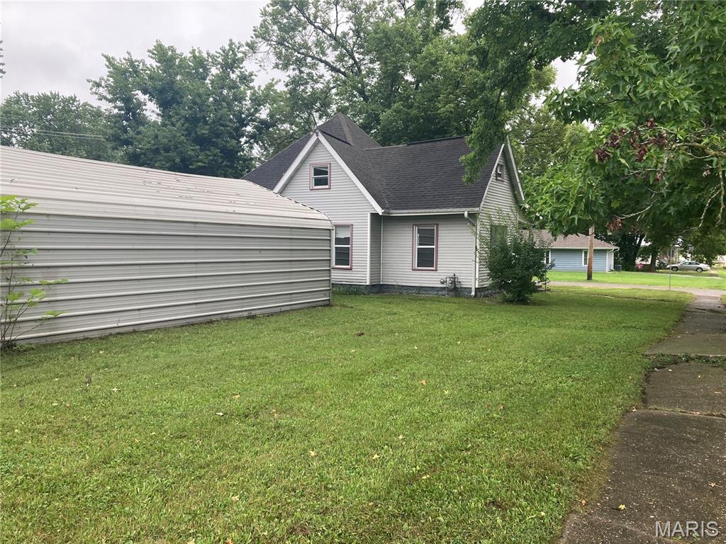 445 E Sedgwick Street, Brookfield, MO 64628 — photo 3