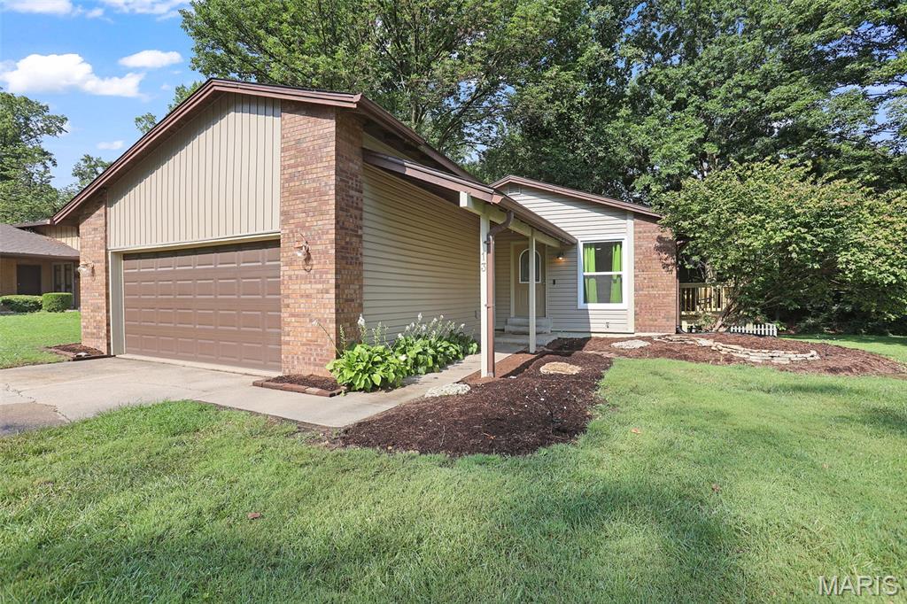 13 Dogwood Lane — photo