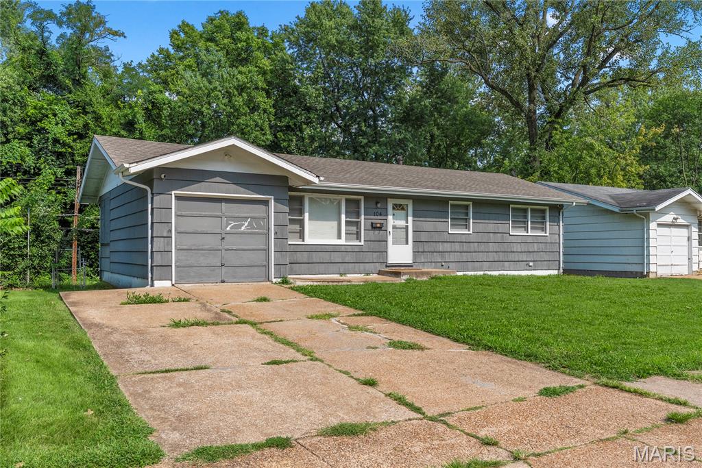 104 Fenwick Drive — photo