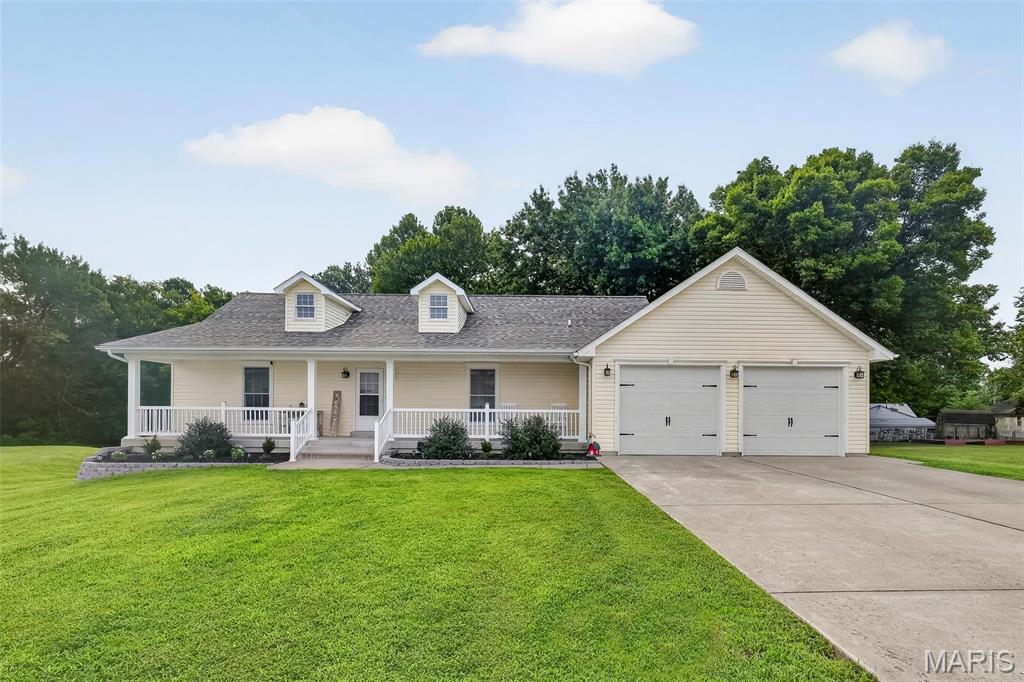 306 Waggoner Boulevard — photo