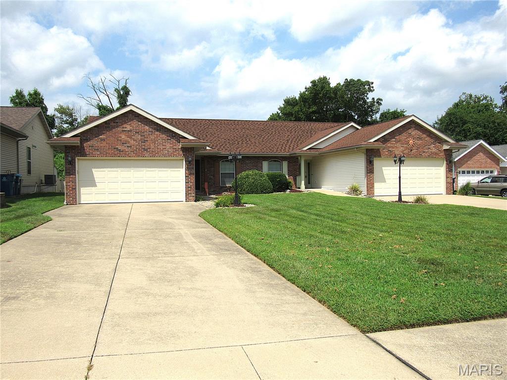 3208 Leverett Court — photo