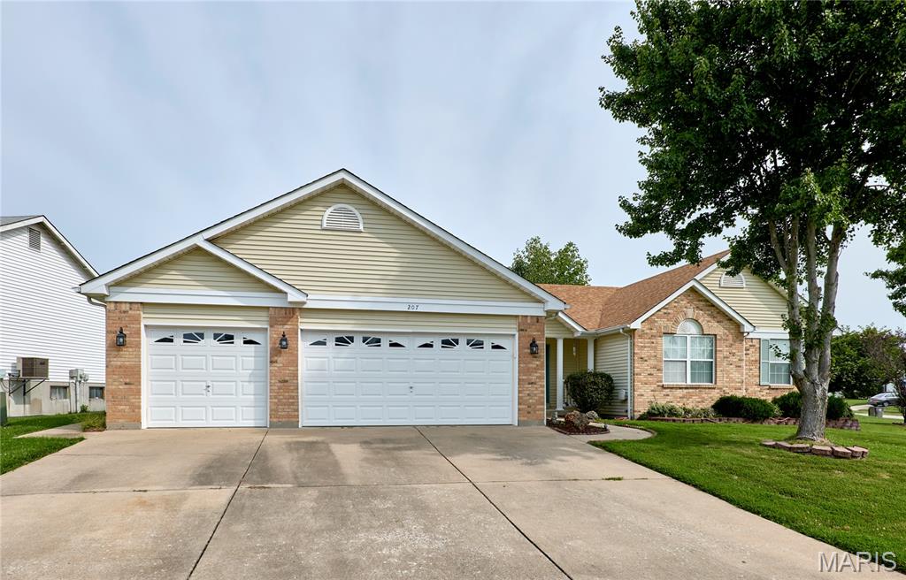 207 Sassafras Parc Drive — photo