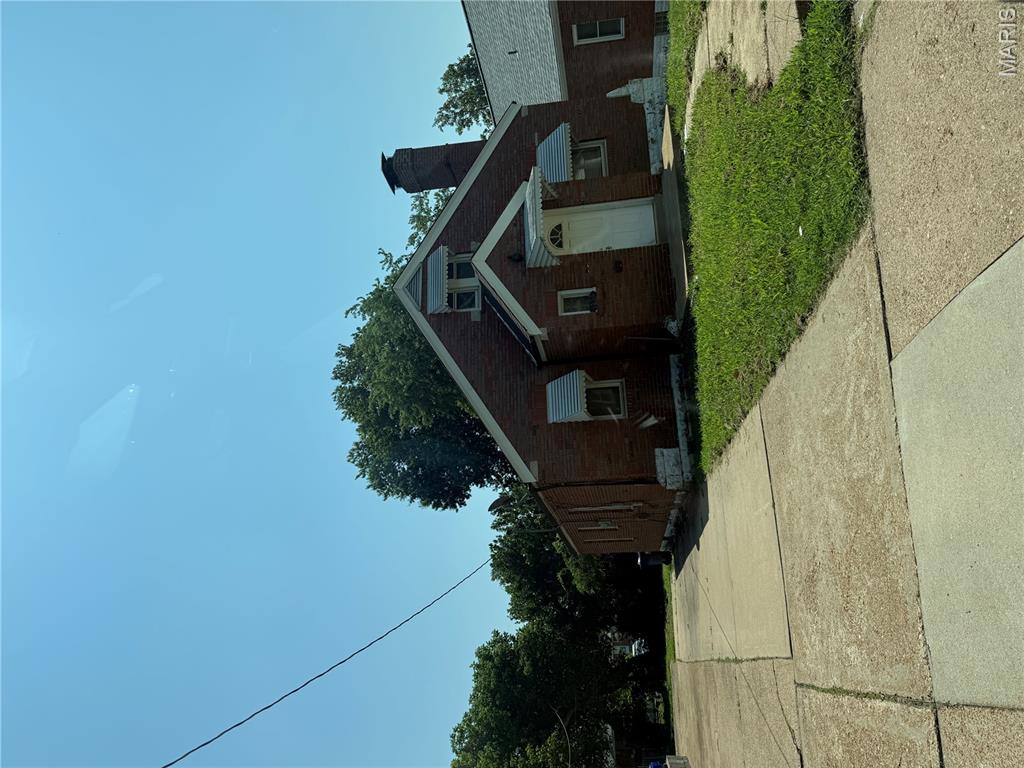 1234 Meyer Street — photo