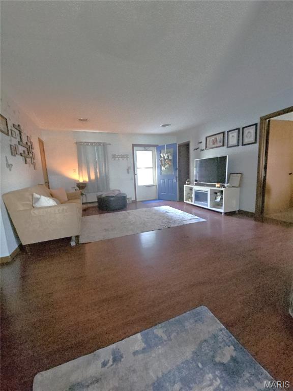915 S Muldrow Street — photo