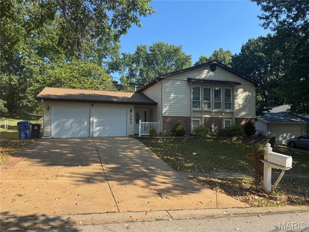 353 Bellestri Drive — photo
