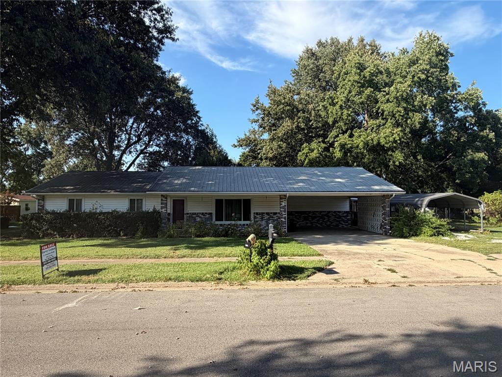 545 Saint Paul Drive — photo