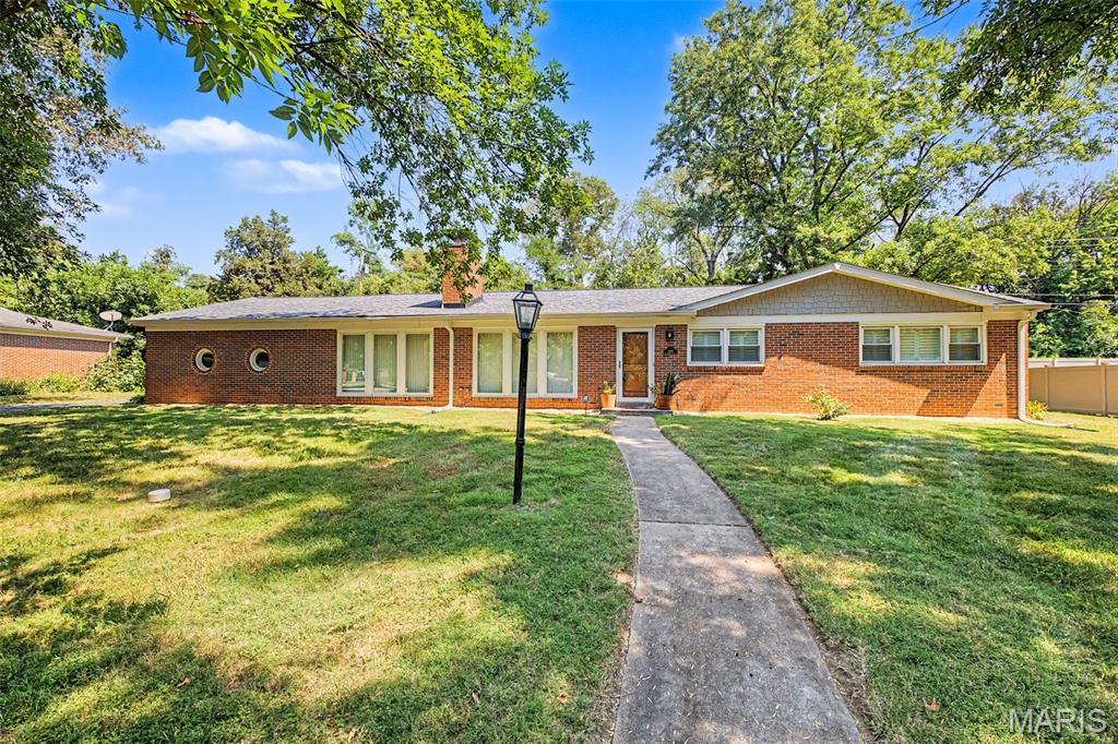 200 Tanglewood Drive — photo