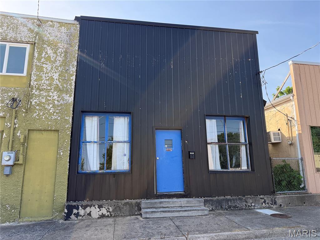 206 W Second Street — photo
