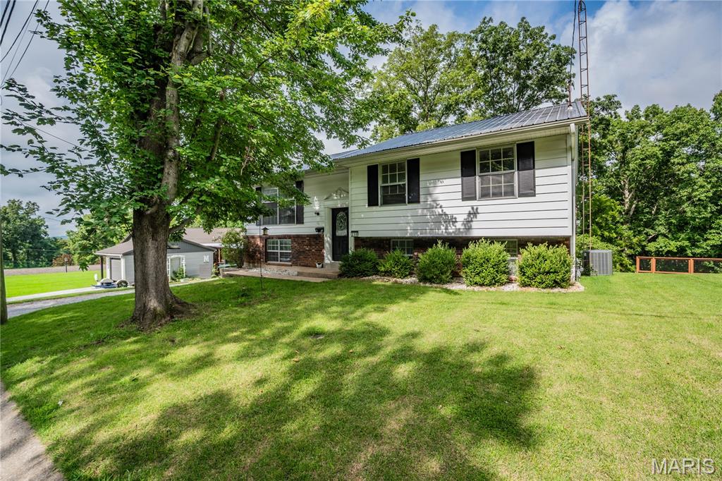 230 Ridge Drive — photo