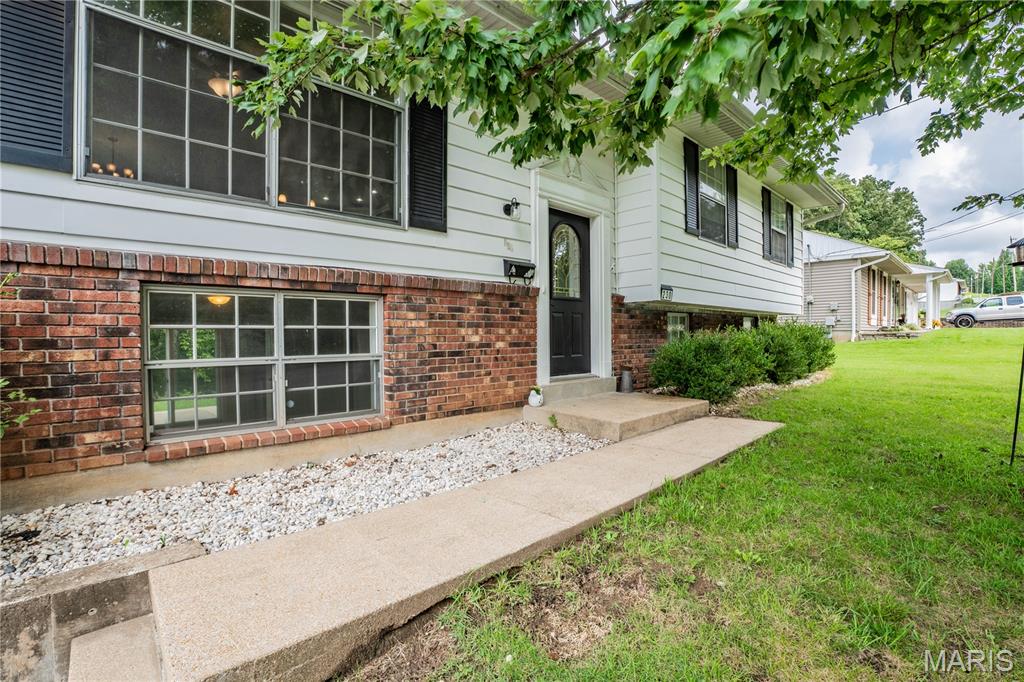 230 Ridge Drive, Chester, IL 62233 — photo 3