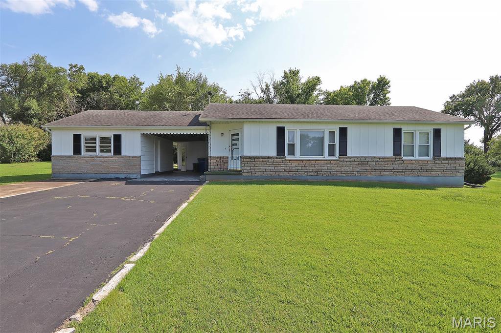 302 Fairview Lane — photo