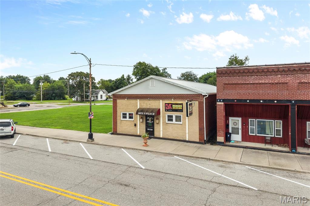 208 E Main Street, Mount Olive, IL 62069 — photo 3