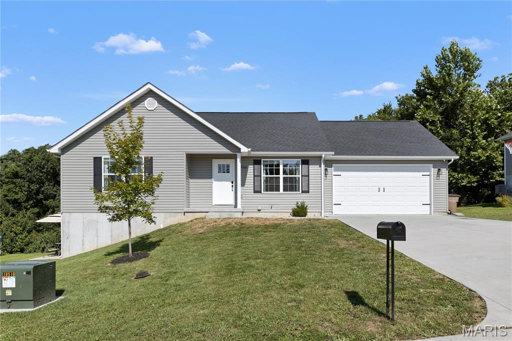 866 Lakeway Drive — photo