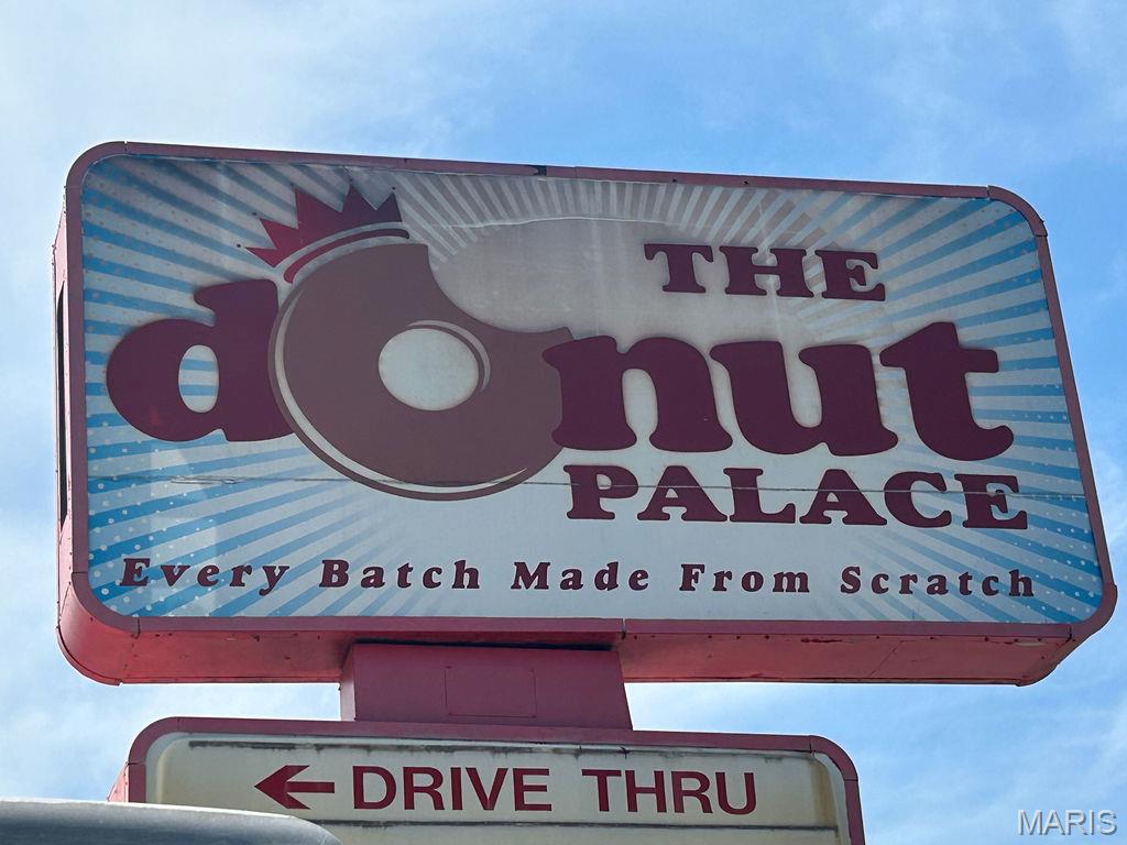 429 W Business US Highway 60 — photo