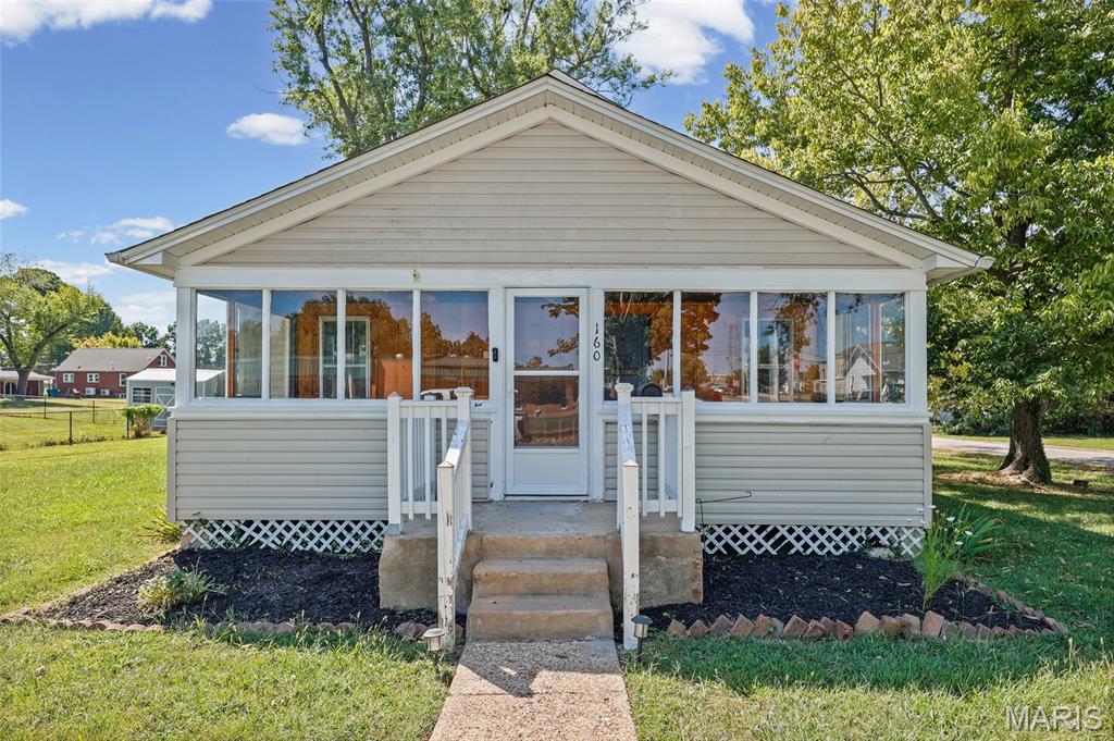 160 Miller Street — photo