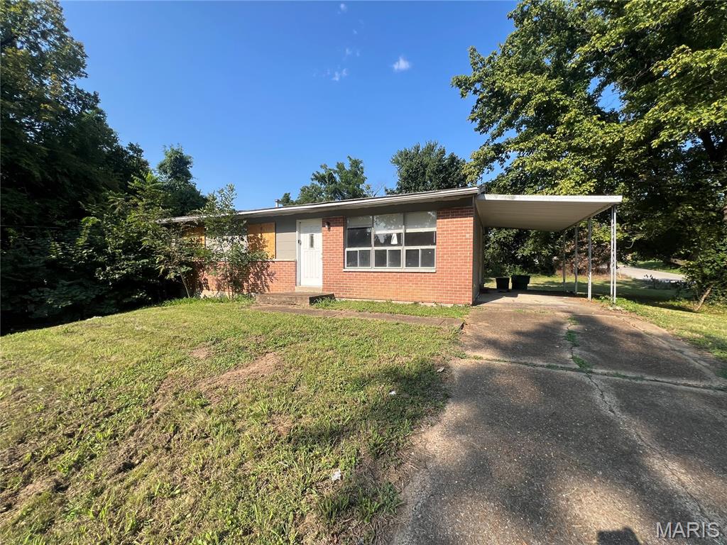 10147 Mayfair Drive — photo
