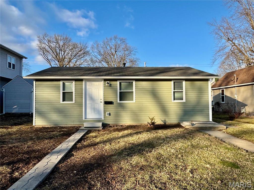 104 E Adams Street — photo