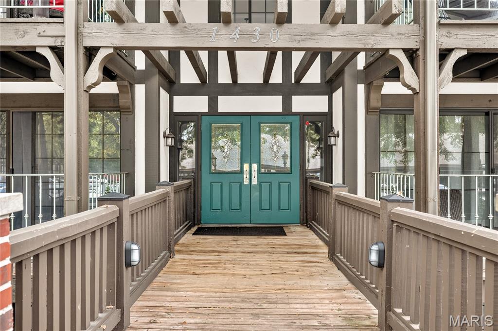 1430 Heritage Landing 201 — photo
