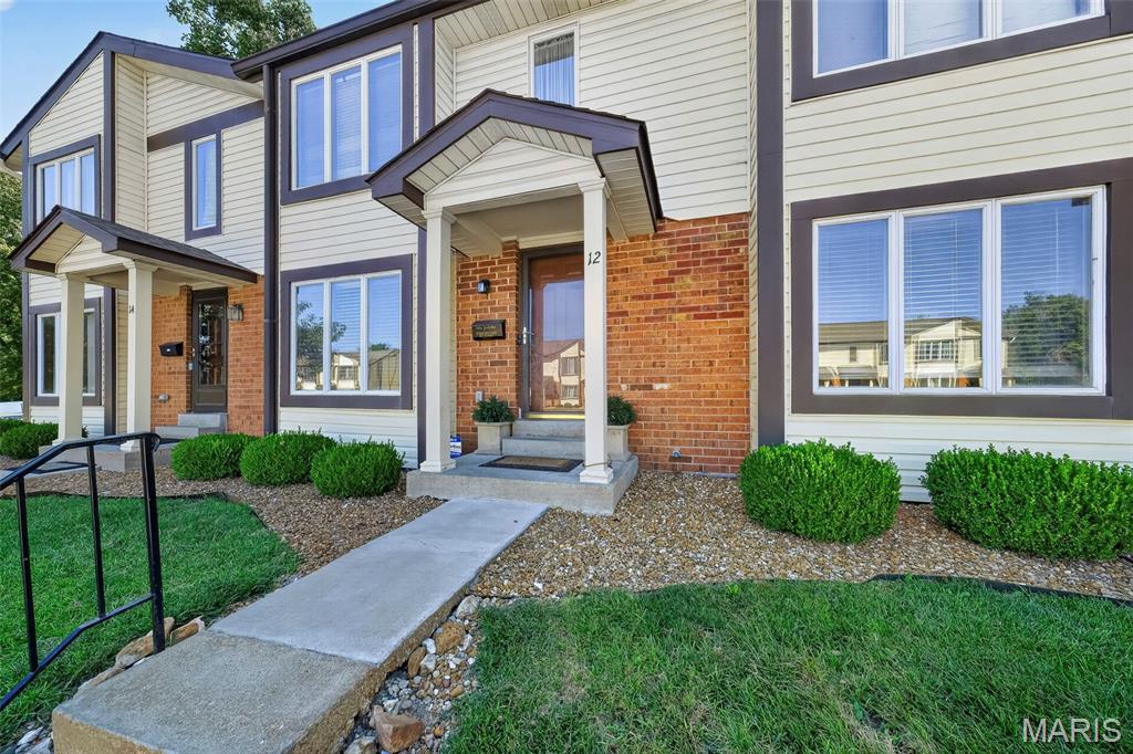 12 New Hope Court — photo