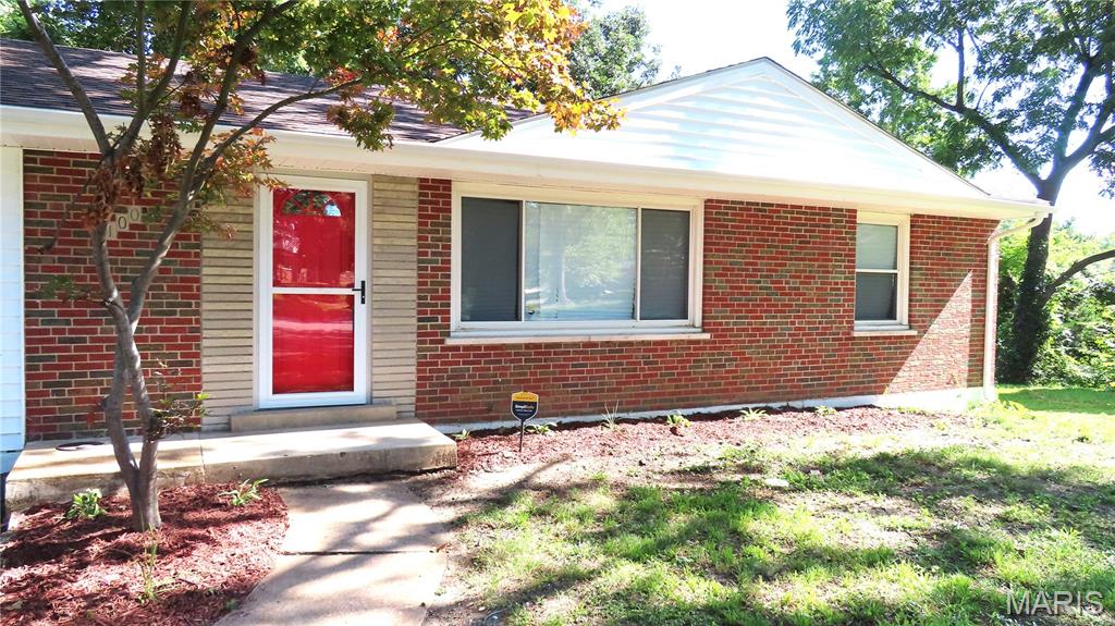 100 Florwood Court — photo