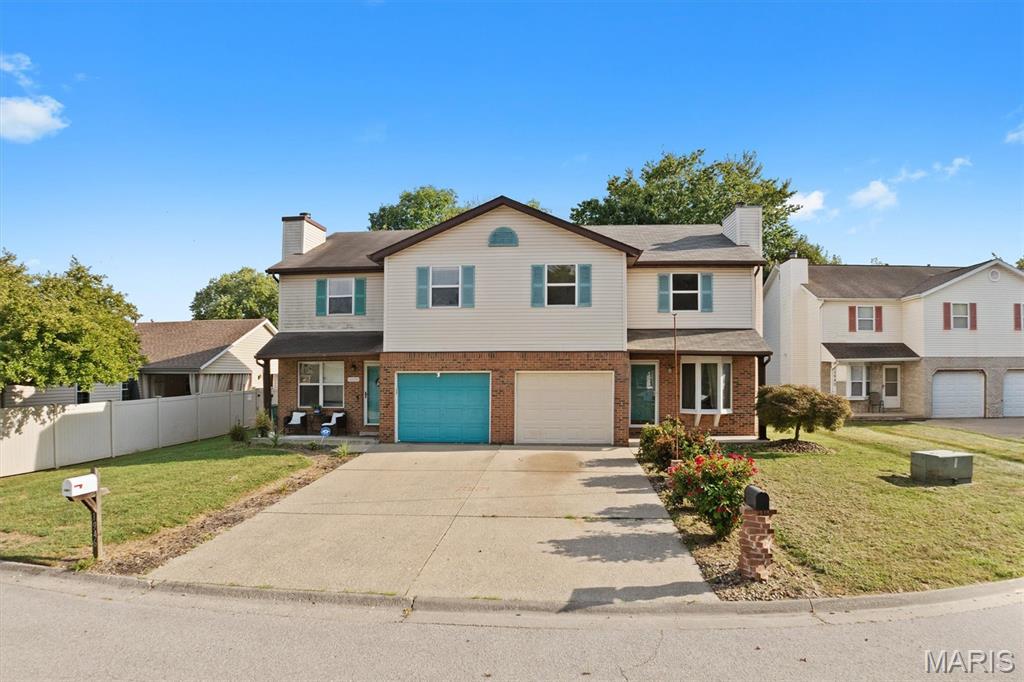 1942 Stingray Court — photo