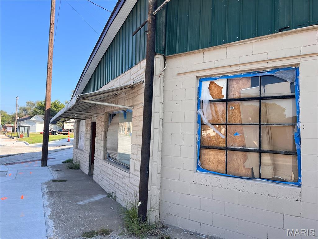 220 W Saint Louis Avenue — photo