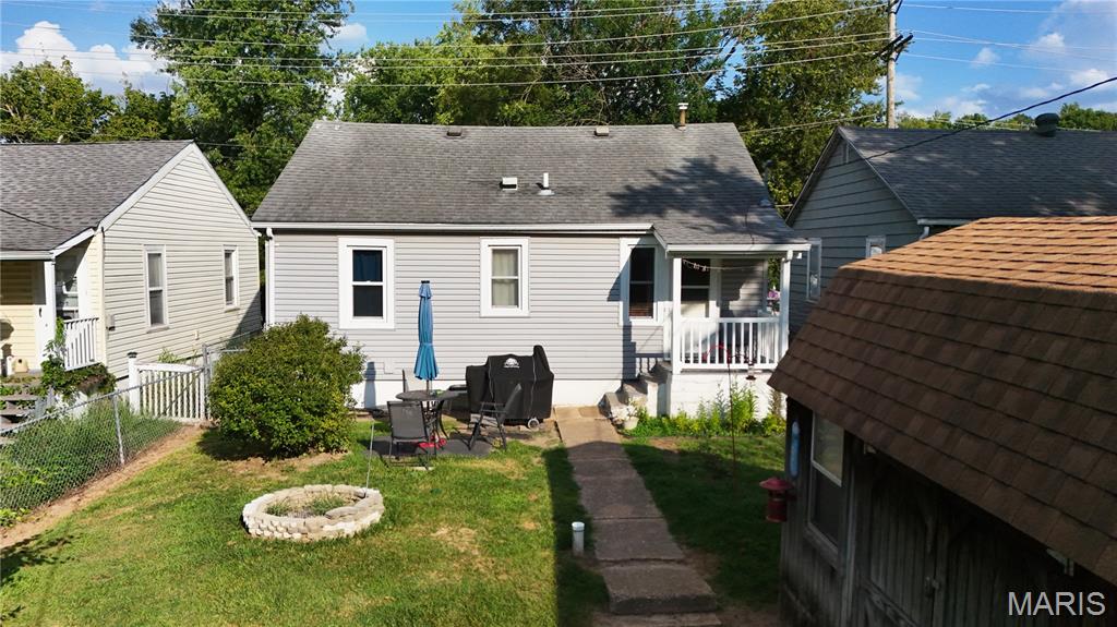 210 E 3rd Street, De Soto, MO 63020 — photo 2