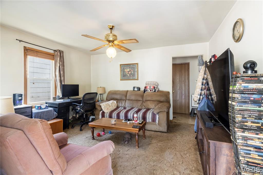 210 E 3rd Street, De Soto, MO 63020 — photo 3