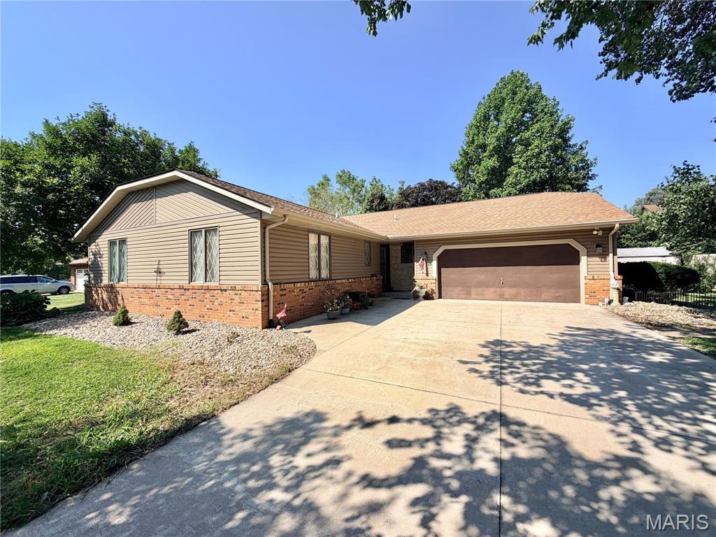 205 Woodridge Drive — photo