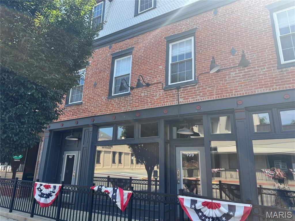 109 N Main Street — photo