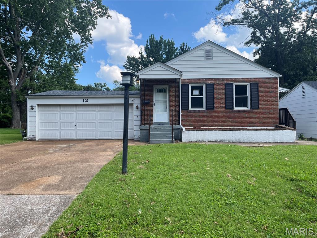 12 Saint Martha Court — photo