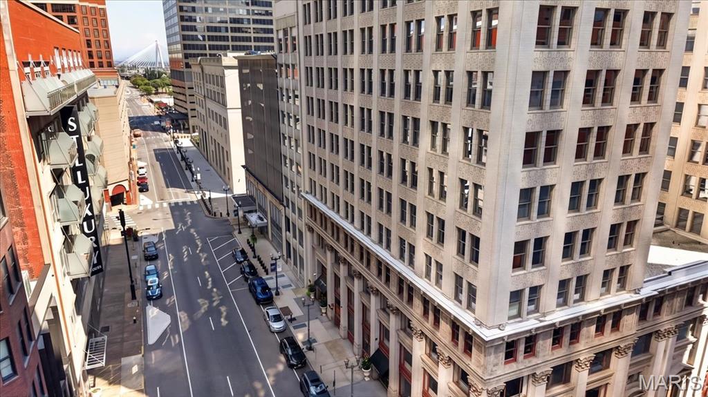314 N Broadway 1405 — photo