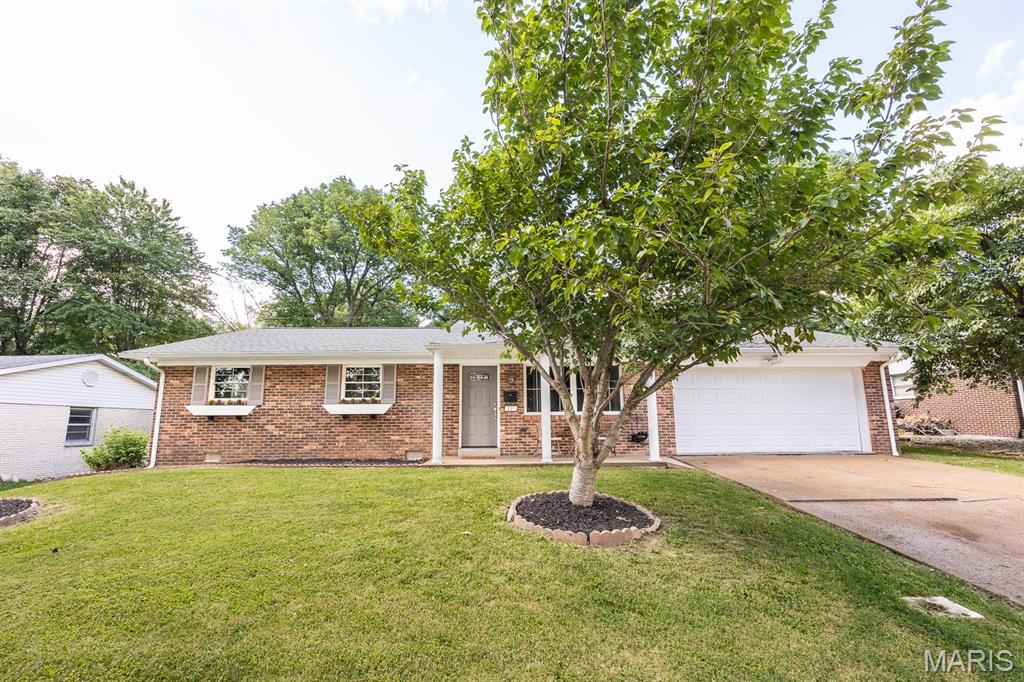 117 Williamsburg Drive — photo