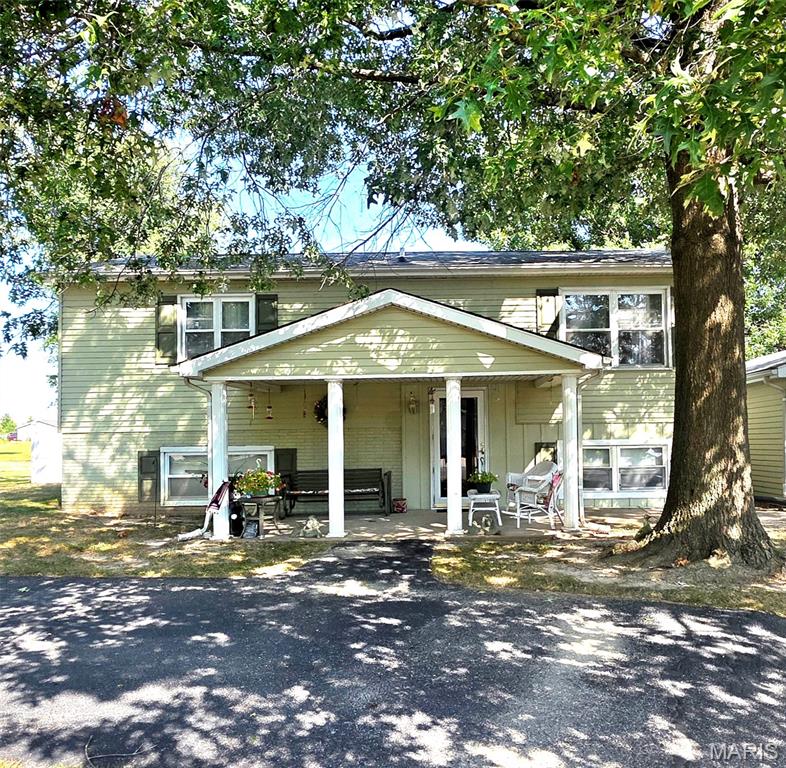 1702 Fieldcrest Drive — photo