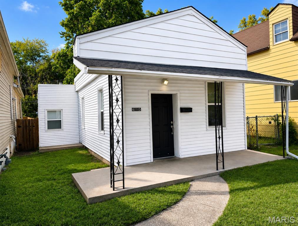 6115 Colorado Avenue — photo