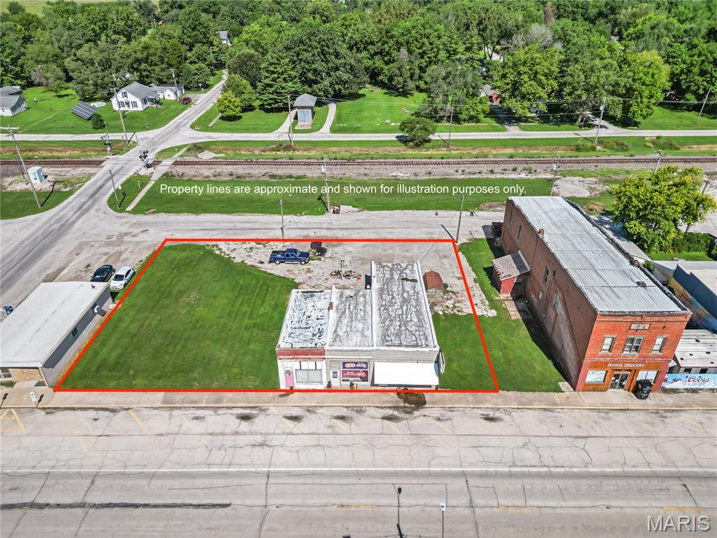 111 E State Street, Irving, IL 62051 — photo 2